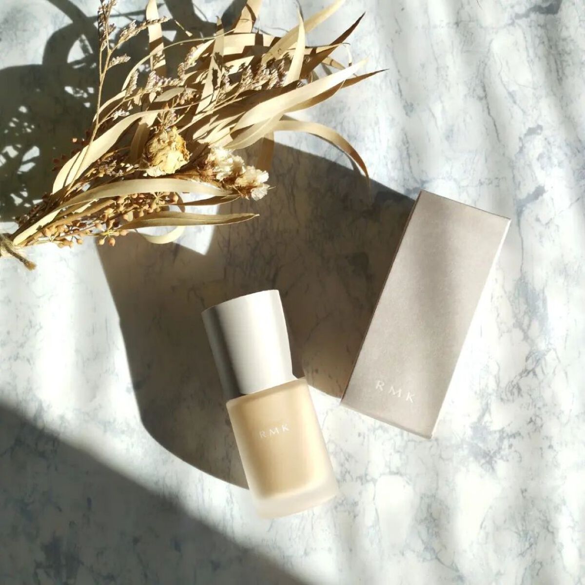 RMK リクイドファンデーション フローレスカバレッジ/RMK/リキッドファンデーションを使ったクチコミ（1枚目）