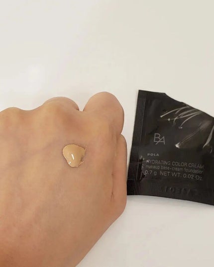 ハイドレイティング カラークリーム/B.A/リキッドファンデーションを使ったクチコミ(3枚目)