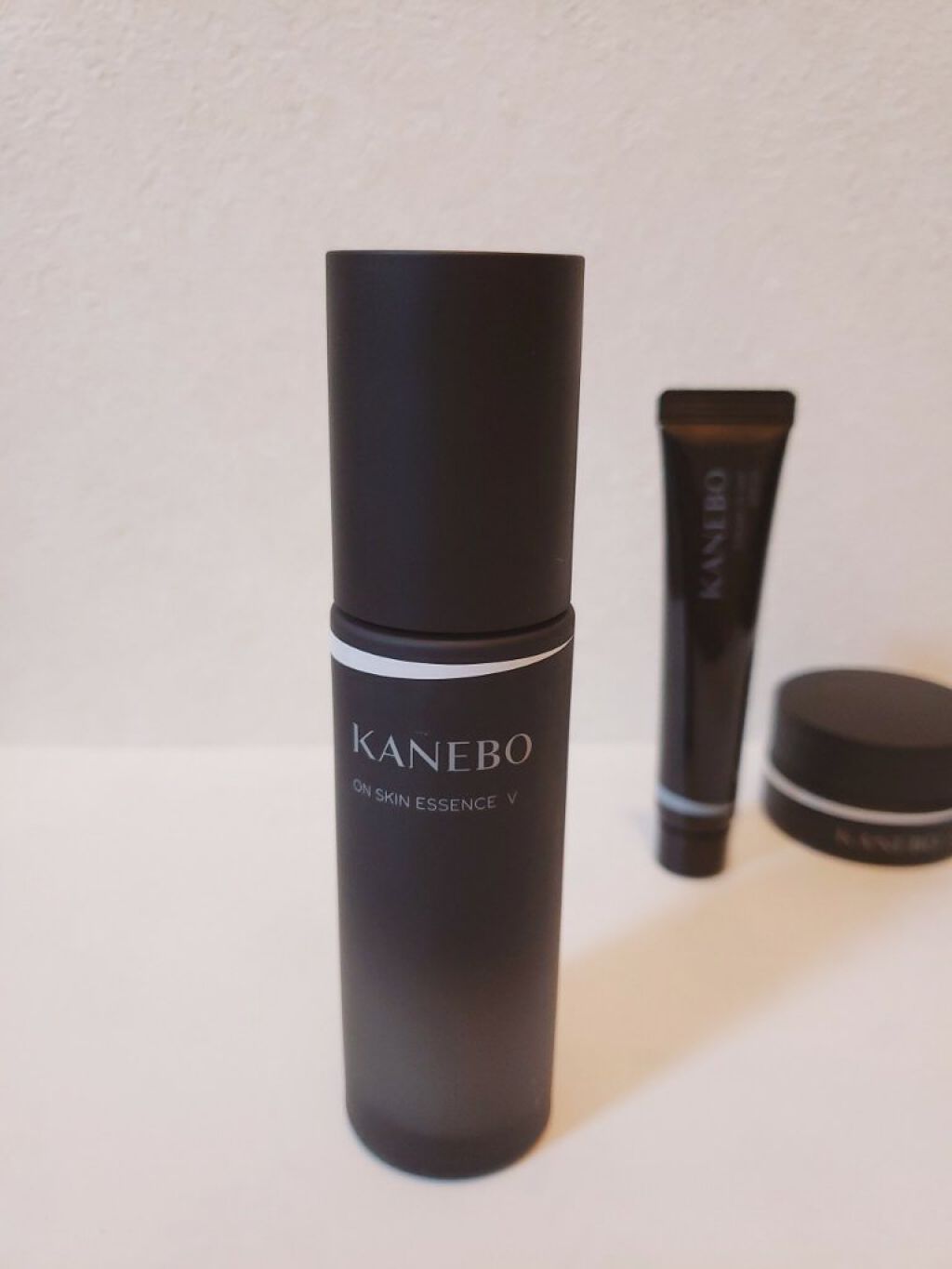 KANEBO カネボウ オン スキン エッセンス Vのクチコミ「スキンケアキットVを使用しました。

キットの内容は、
ずっと使ってみたかったデイクリーム＆ナ.....」（1枚目）