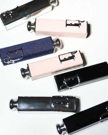 ディオール アディクト リップスティック 877ブルーミング ピンク（生産終了）/Dior/口紅を使ったクチコミ（3枚目）