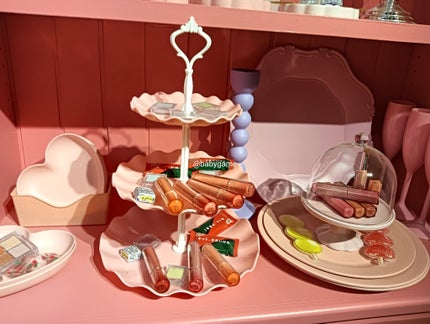 ジューシーラスティングティント/rom&nd/リップティントを使ったクチコミ(4枚目)