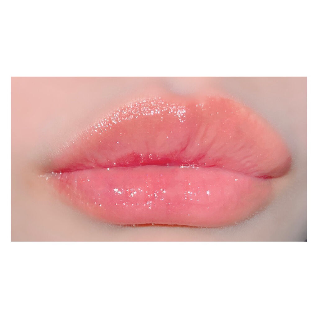 パラダイスオーロラシャインリップトリートメント スターダスト/DEAR DAHLIA/リップグロスを使ったクチコミ（2枚目）