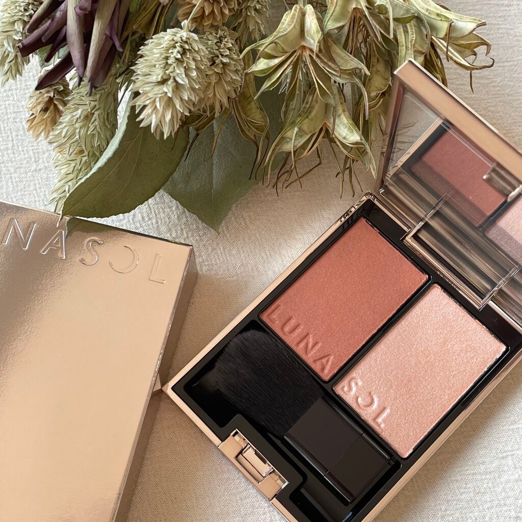 カラーリンググレイズ/LUNASOL/パウダーチークを使ったクチコミ(1枚目)