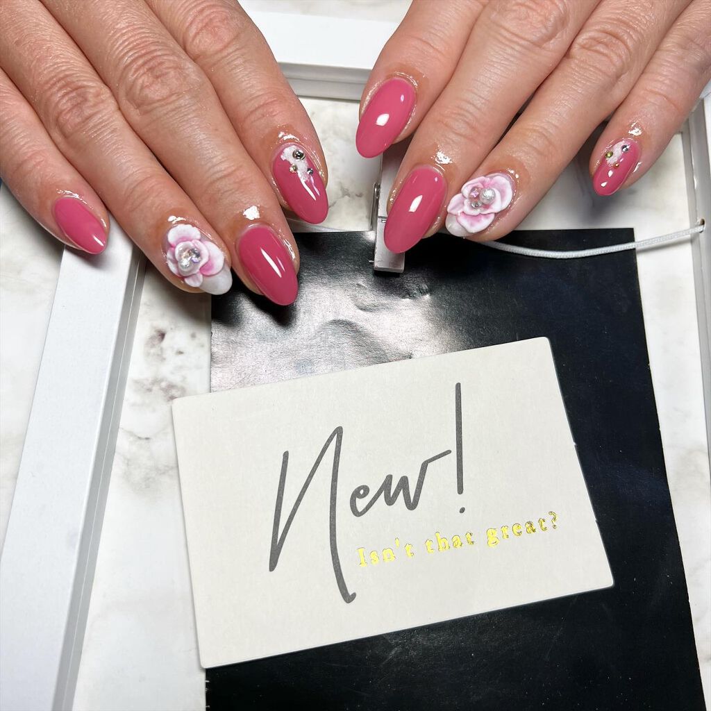 cst on LIPS 「#春ネイル#冬ネイル#お上品ネイル 💅#ネイル好きな人と繋がり..」(4枚目)