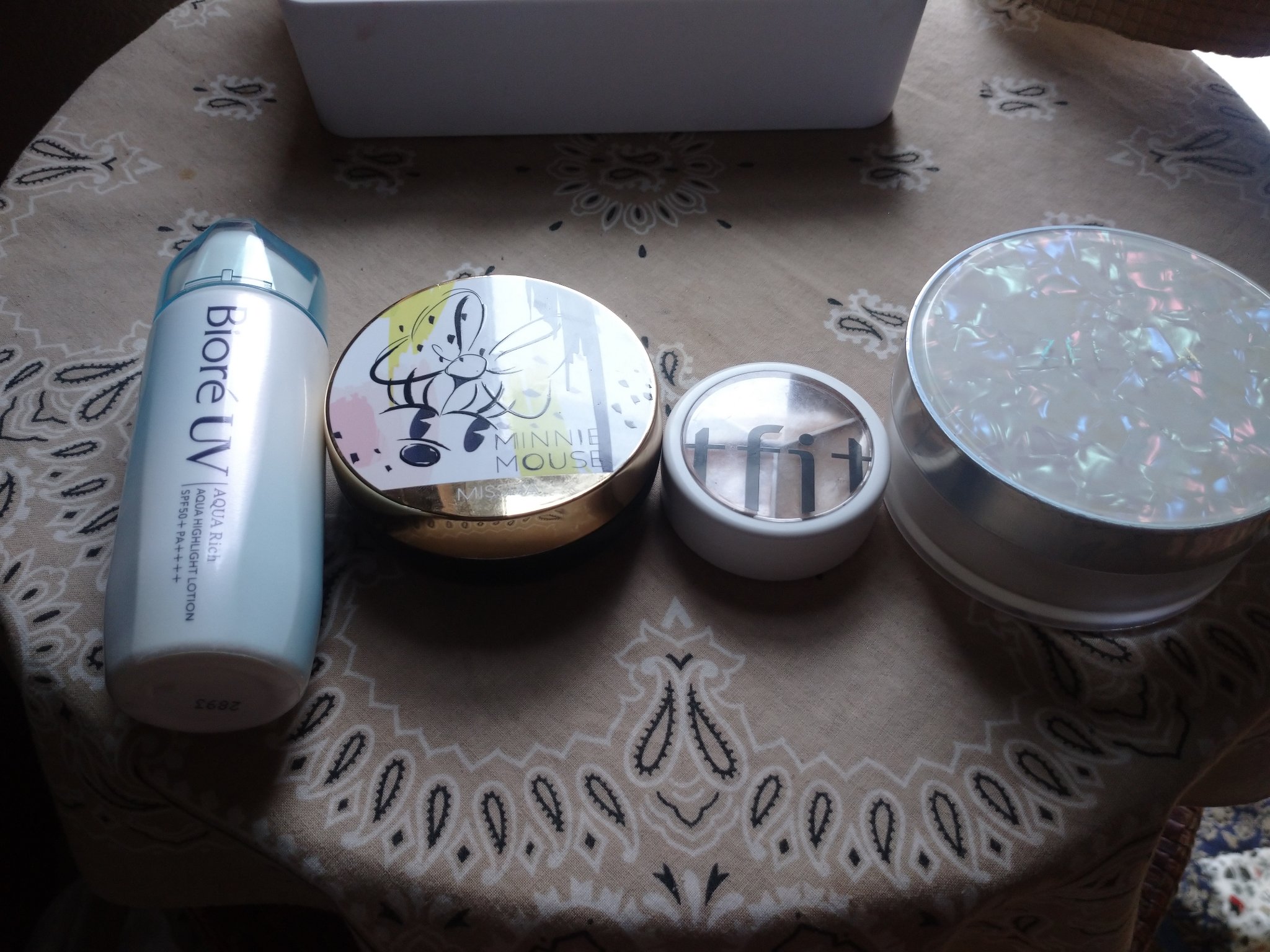 ZEESEA 「ゼロ」粉感皮脂コントロールルースパウダー/ZEESEA/ルースパウダーを使ったクチコミ（1枚目）