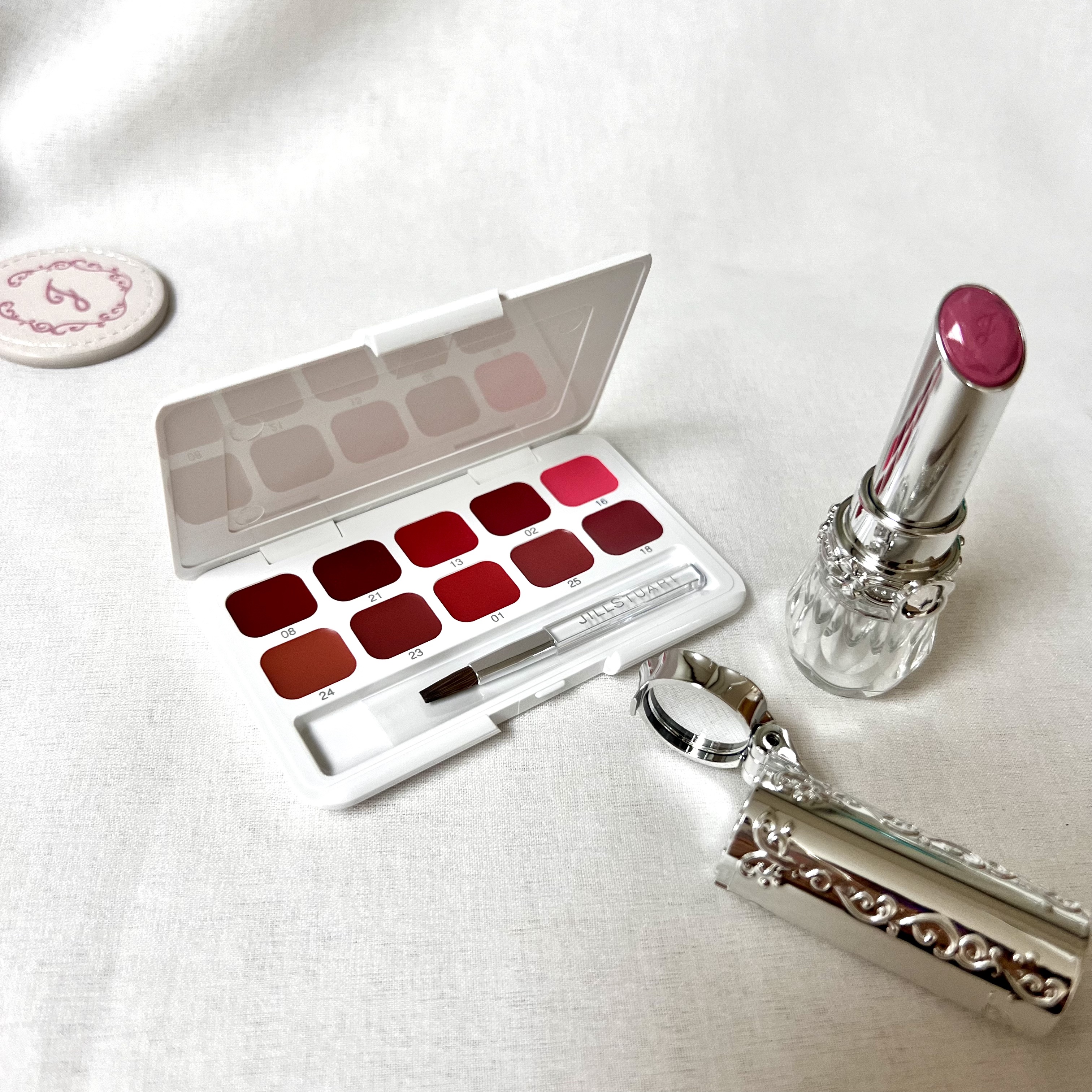 ジルスチュアート　リップブロッサム グロウ 102 glass viola（限定色）/JILL STUART/口紅を使ったクチコミ（3枚目）