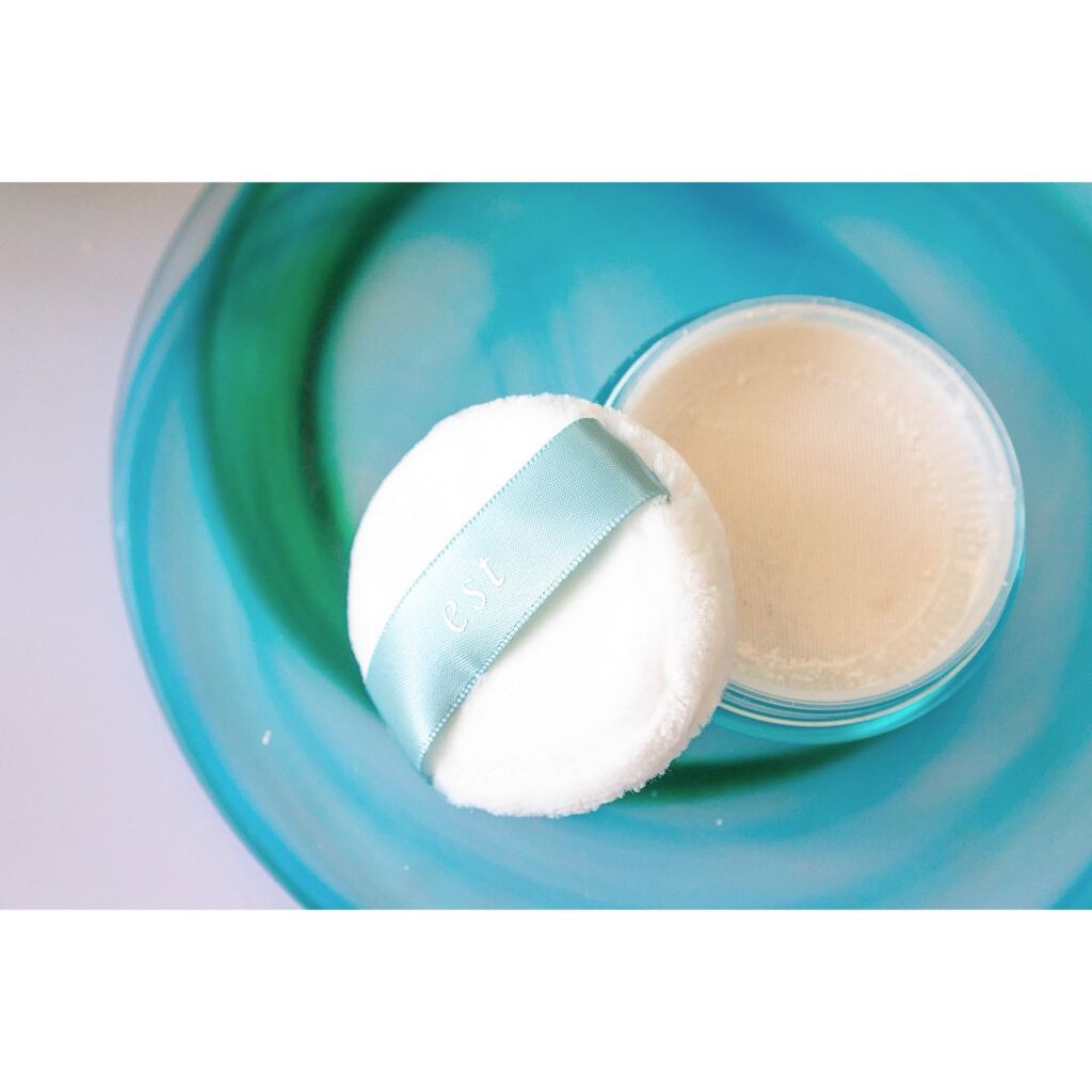 ラスティング クラリティ ルースパウダー/est/ルースパウダーを使ったクチコミ（3枚目）