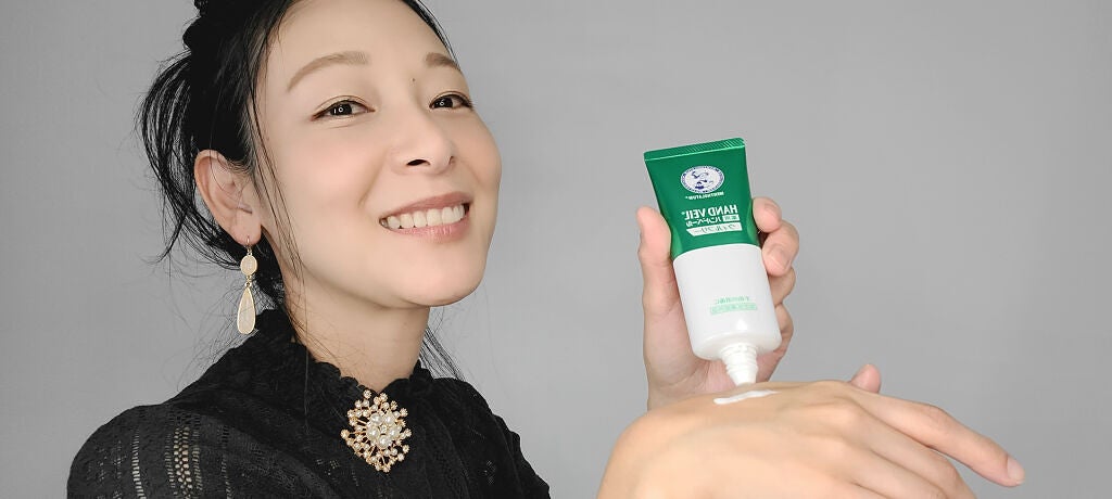 ハンドベール ウィルフリーリッチミルク/メンソレータム/ハンドクリームを使ったクチコミ(3枚目)