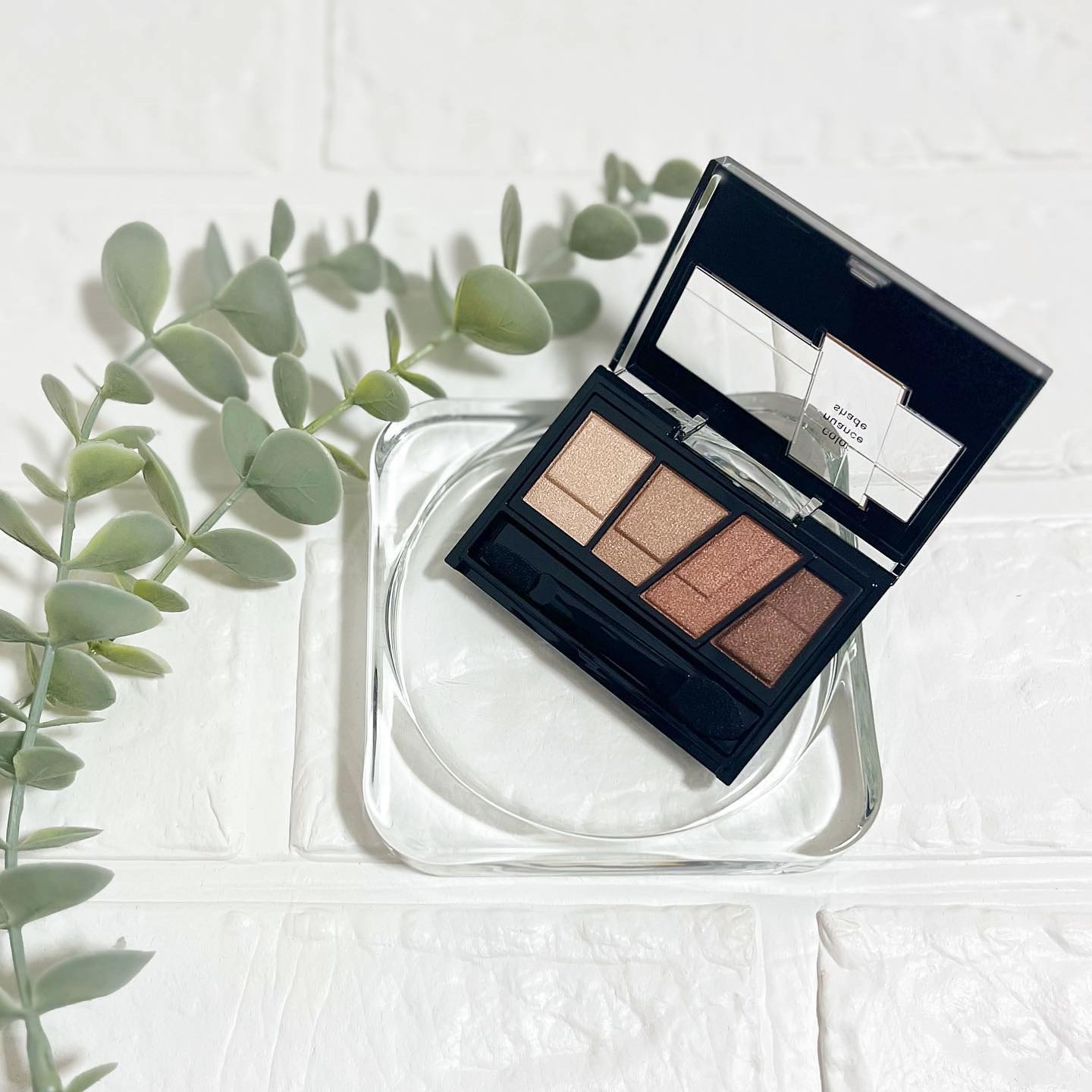 デザイニングブラウンアイズ/KATE/アイシャドウパレットを使ったクチコミ（1枚目）