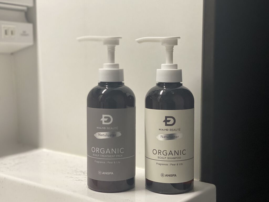 最近意識していることは頭皮ケア。
スカルプDシリーズ久しぶりに使いました。

・スカルプD ボーテ ナチュラスター スカルプシャンプー
・スカルプD ボーテ ナチュラスター スカルプトリートメントパック

天然由来成分90%のオーガニック製