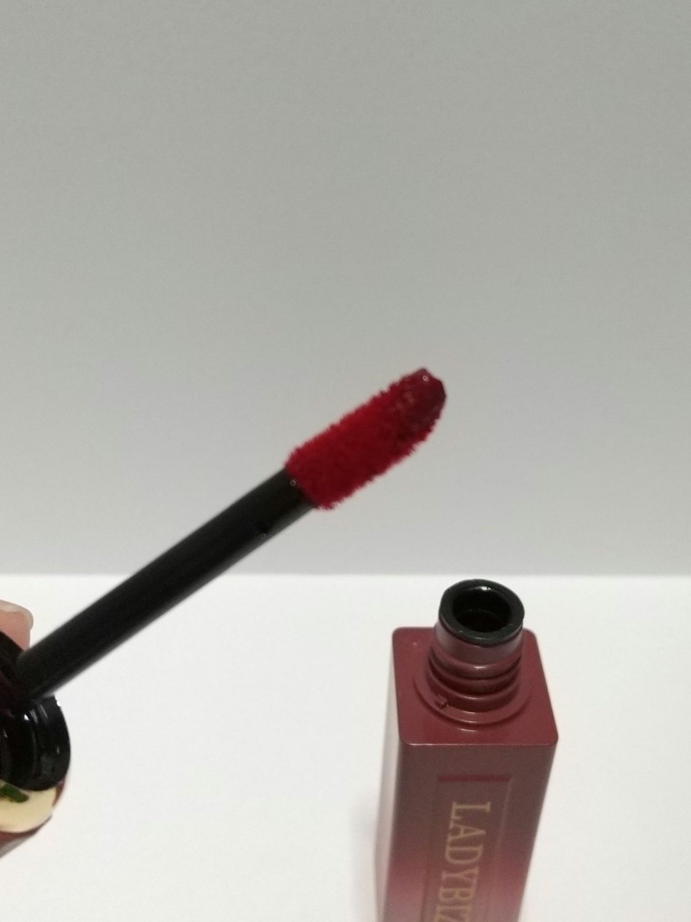 なつ@投稿ある方フォロバ on LIPS 「⭐️⭐️⭐️⭐️☆鮮やか発色💕#PR#協賛#レディービーズ#l..」(2枚目)