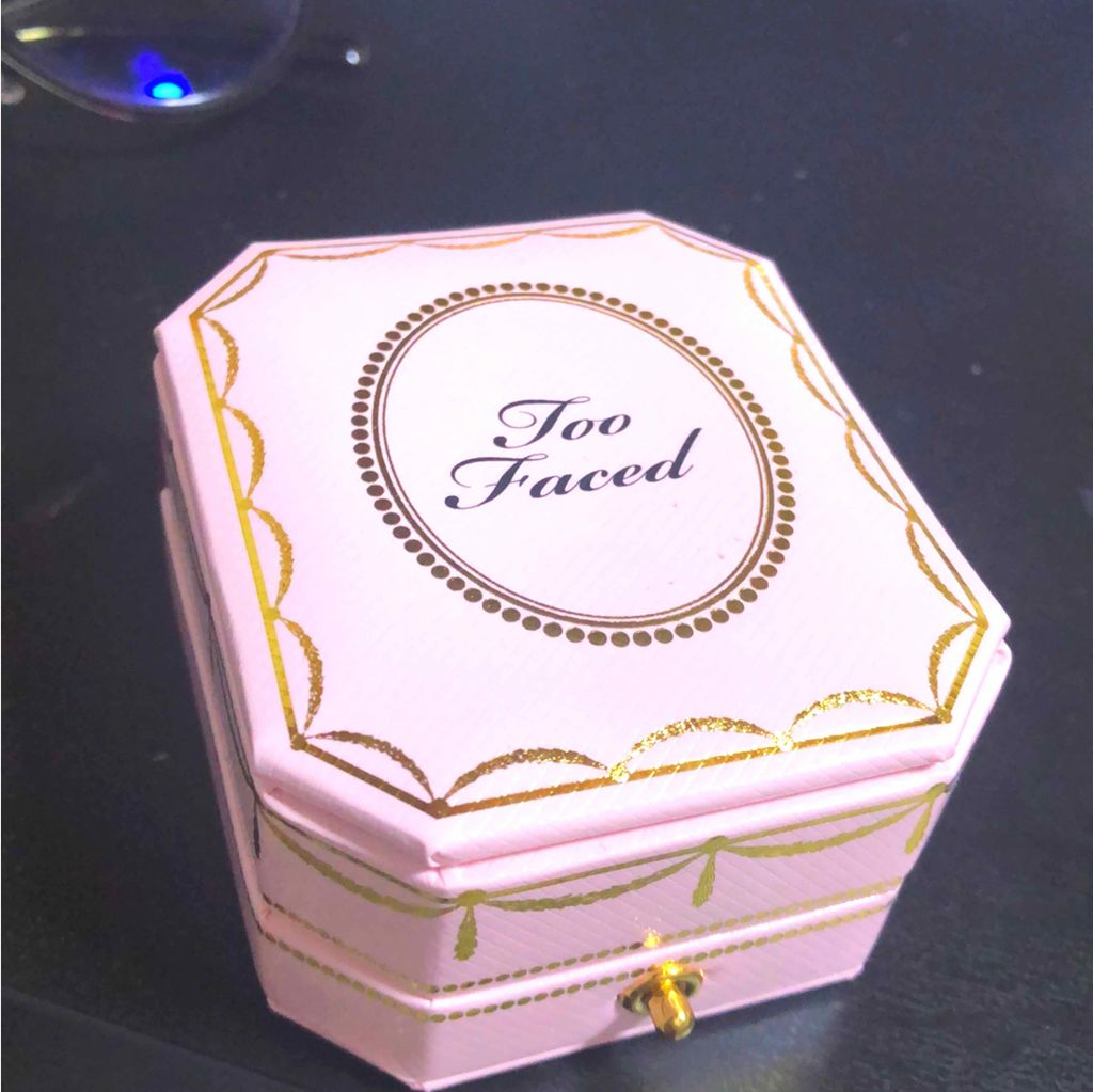 ダイヤモンドライト マルチユース ハイライター/Too Faced/パウダーハイライトを使ったクチコミ(1枚目)