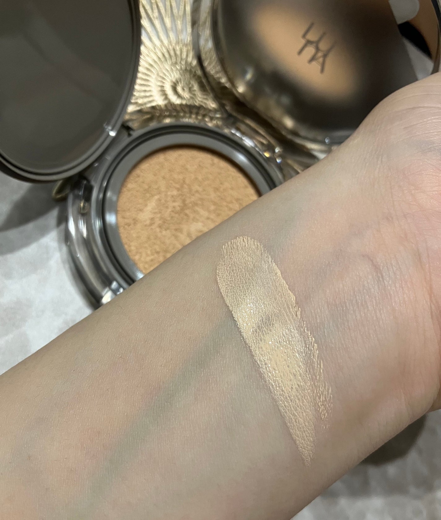 ブラーカバークッション/LUNA/クッションファンデーションを使ったクチコミ(4枚目)