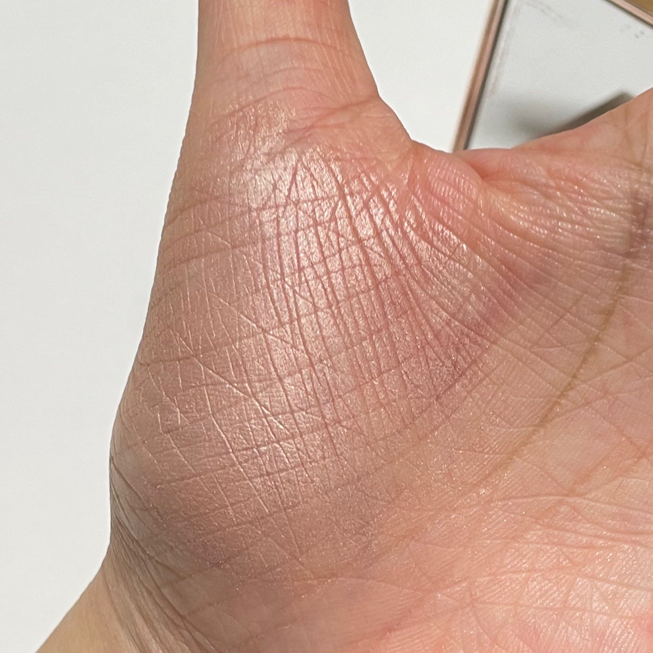 ローズグロウ イルミネーター /ローラ メルシエ/プレストパウダーを使ったクチコミ(3枚目)