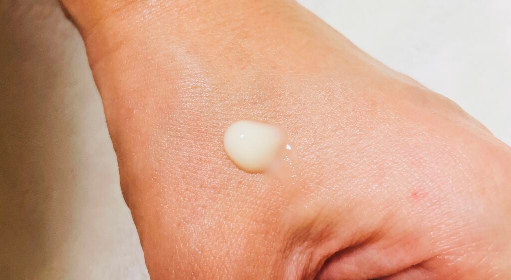 エリクシール ホワイト スポットクリアセラム WT/エリクシール/美容液を使ったクチコミ(2枚目)