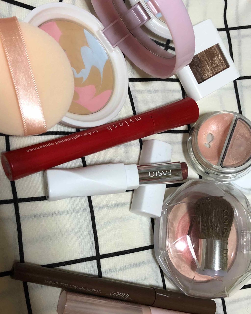 orange_blush_txg on LIPS 「⭐️初投稿⭐️最低限あれば安心のコスメ。それとリピートしたいコ..」(1枚目)