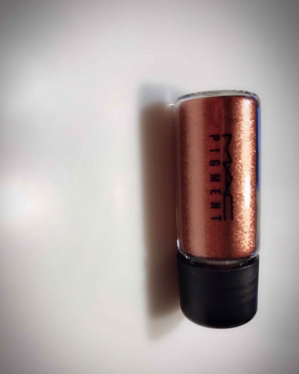 ピグメント/M・A・C/単色アイシャドウを使ったクチコミ（2枚目）