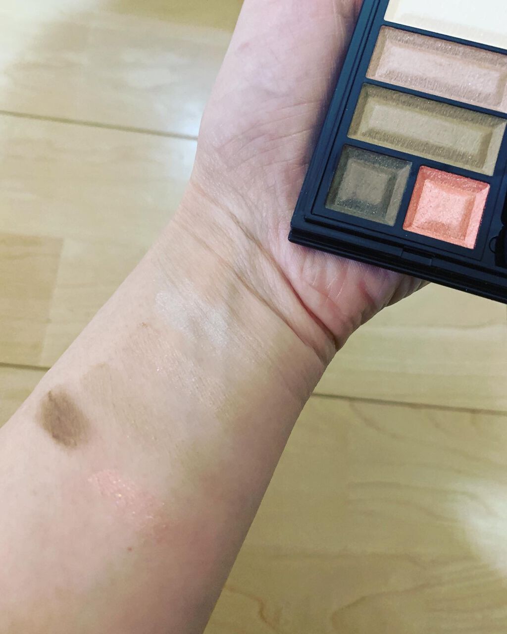 ショコラスウィート アイズ ソフトマット 008 グリーンアップルショコラ（限定）/リンメル ロンドン/アイシャドウパレットを使ったクチコミ（1枚目）