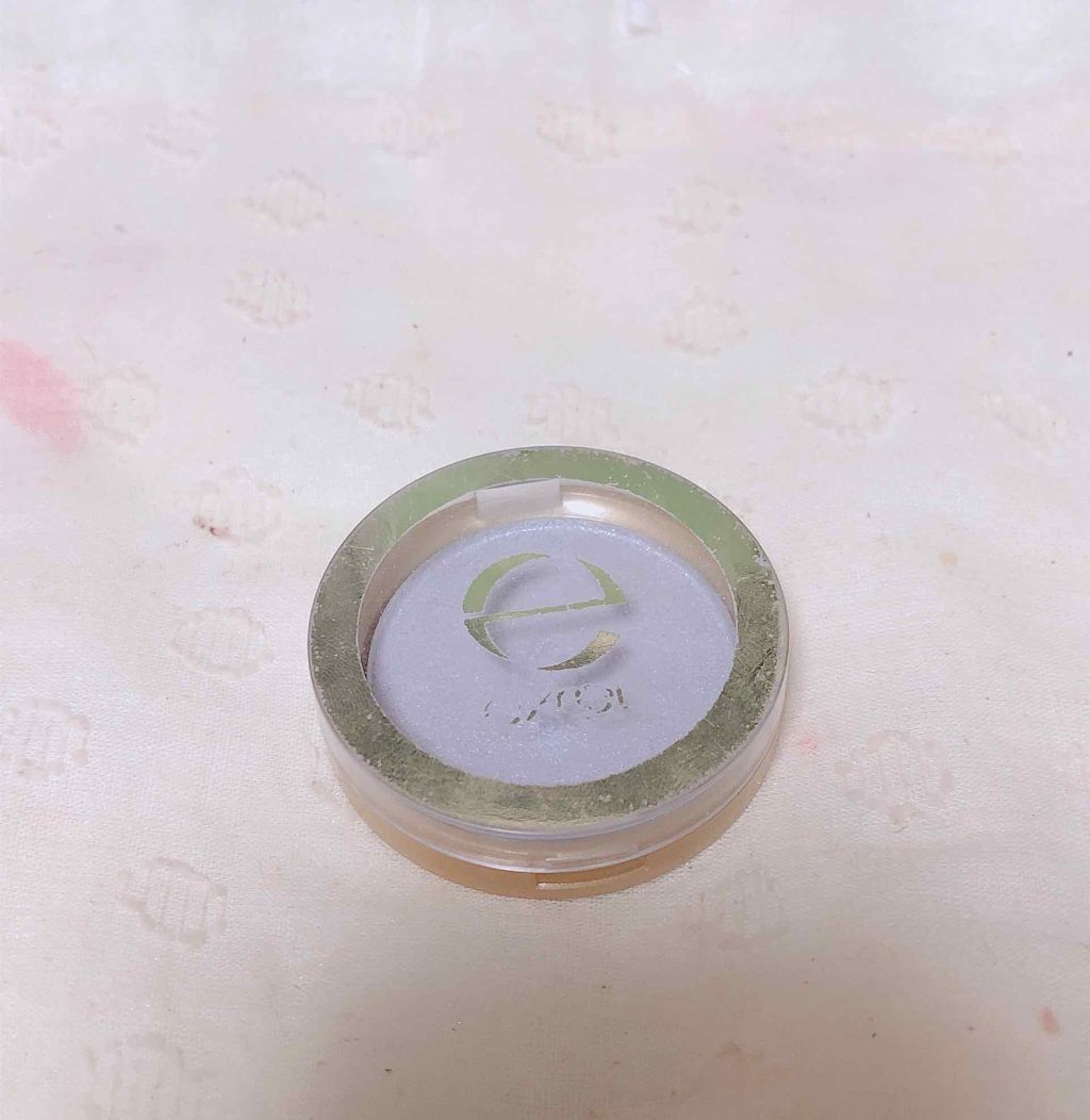 シャイニーシャドウ N/excel/単色アイシャドウを使ったクチコミ（1枚目）