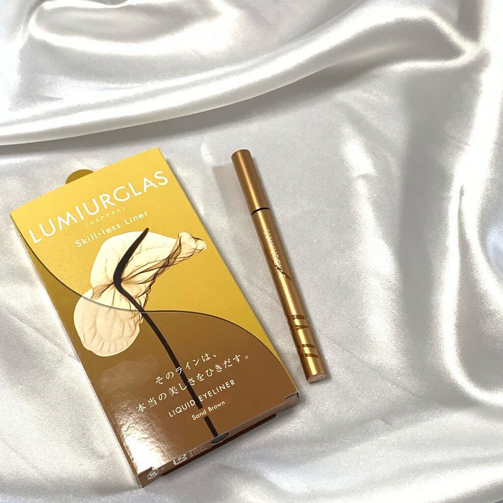 スキルレスライナー/LUMIURGLAS/リキッドアイライナーを使ったクチコミ(2枚目)