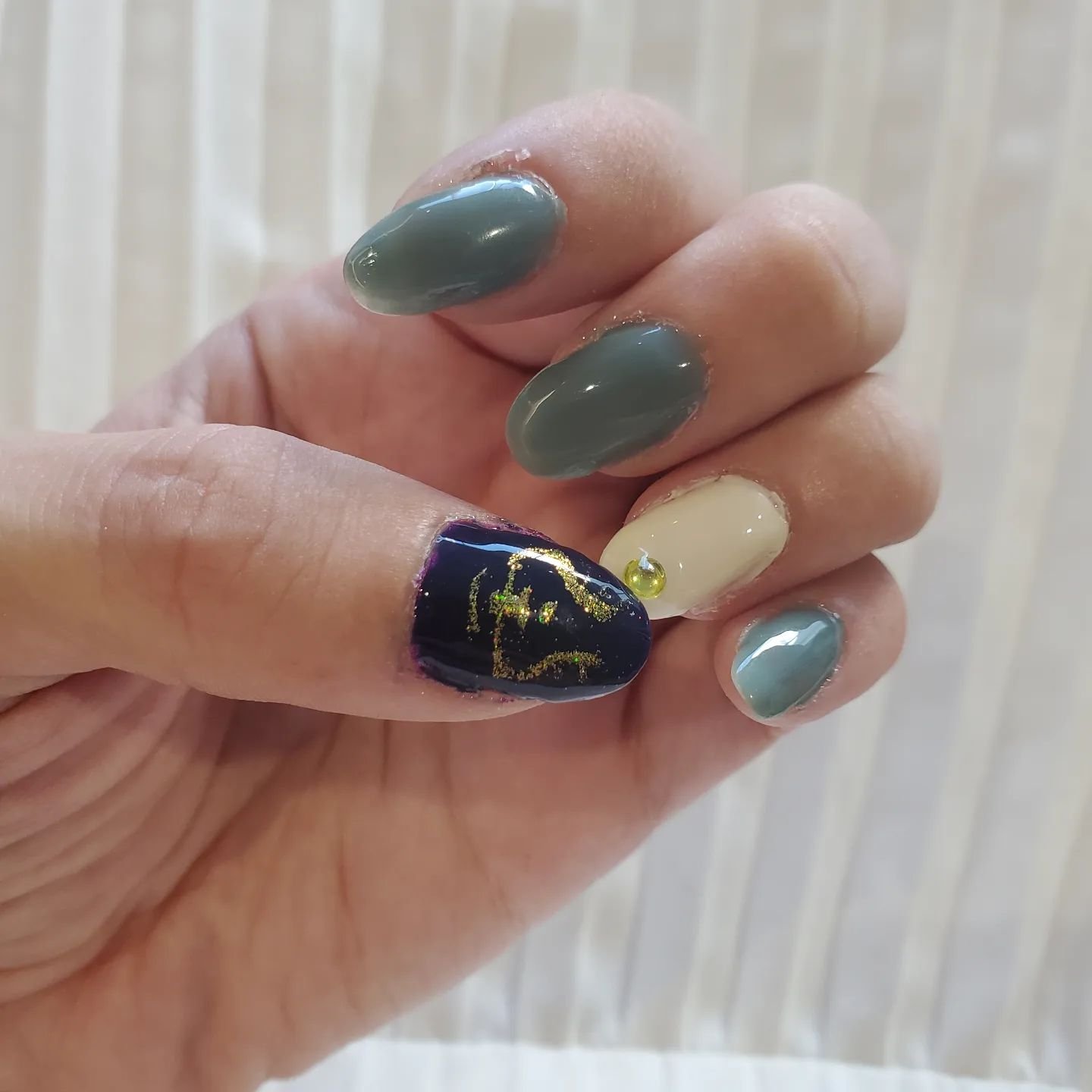 ジェルネイル GM125 メロウグリーン/ジェルミーワン/ジェルネイルを使ったクチコミ（1枚目）