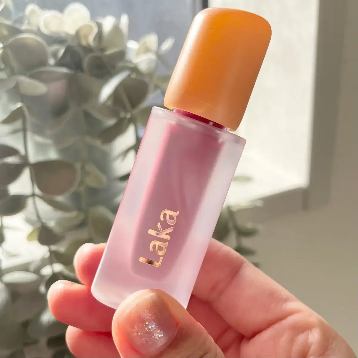 Laka(ラカ)はどこで買える?日本撤退は本当?【アイシャドウ・リップティント・チーク全8商品のおすすめ人気色】のサムネイル