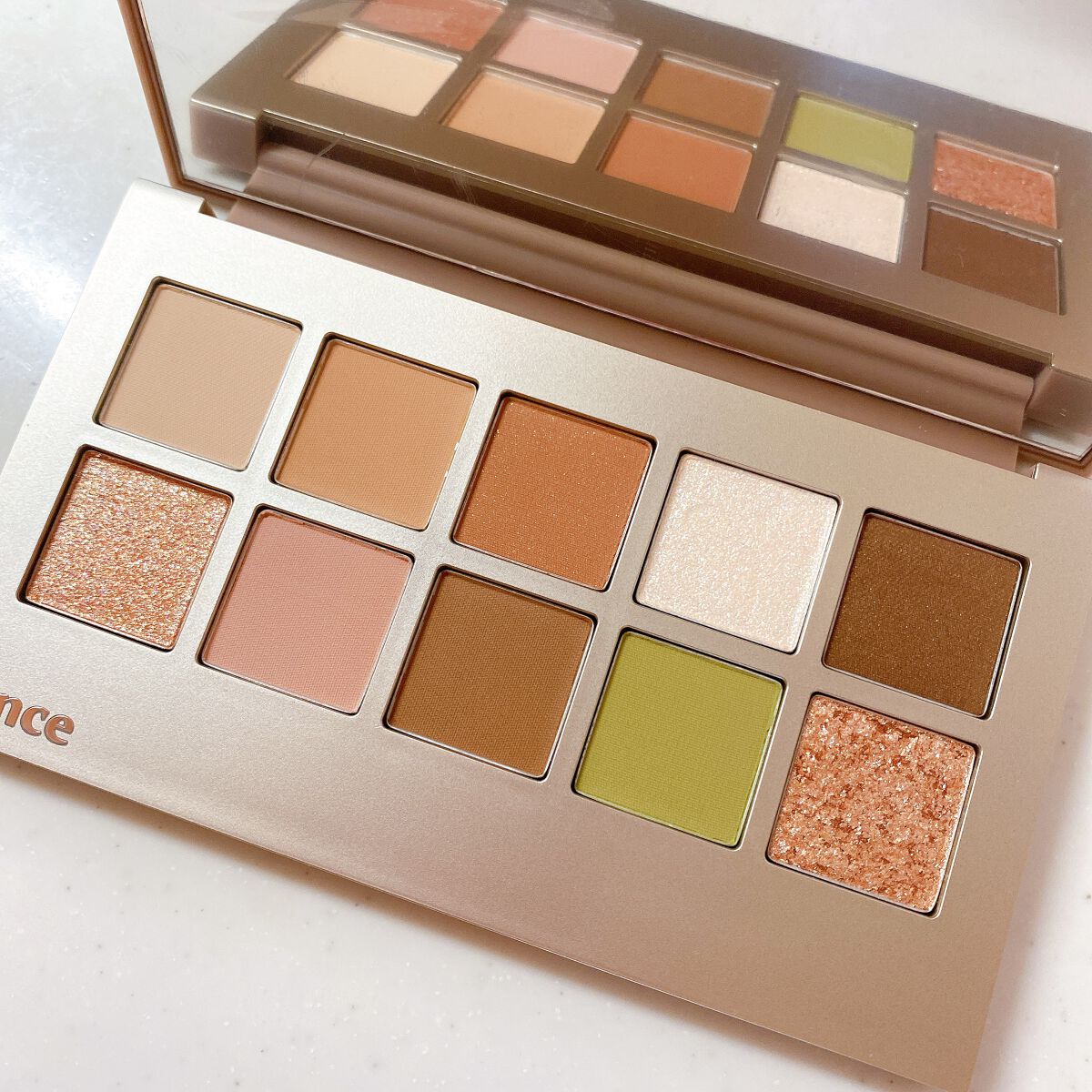 ニューデップスアイシャドウパレット/hince/アイシャドウパレットを使ったクチコミ(1枚目)