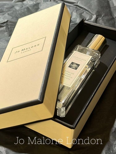 Jo MALONE LONDON イングリッシュ ペアー＆フリージア コロンのクチコミ「こんにちは、ぴちです☺️

今回はJo MALONE LONDONのイングリッシュ ペアー＆フ.....」（1枚目）