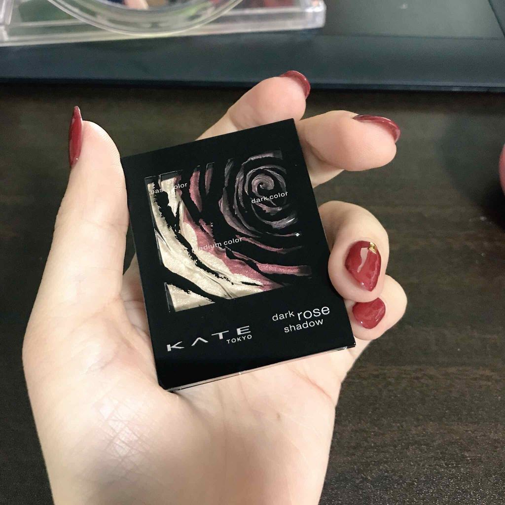 ダークローズシャドウ/KATE/アイシャドウパレットを使ったクチコミ（2枚目）