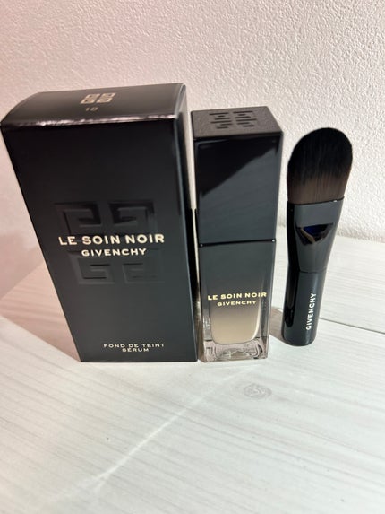 ソワン ノワール セラム ファンデーション/GIVENCHY/リキッドファンデーションを使ったクチコミ(1枚目)