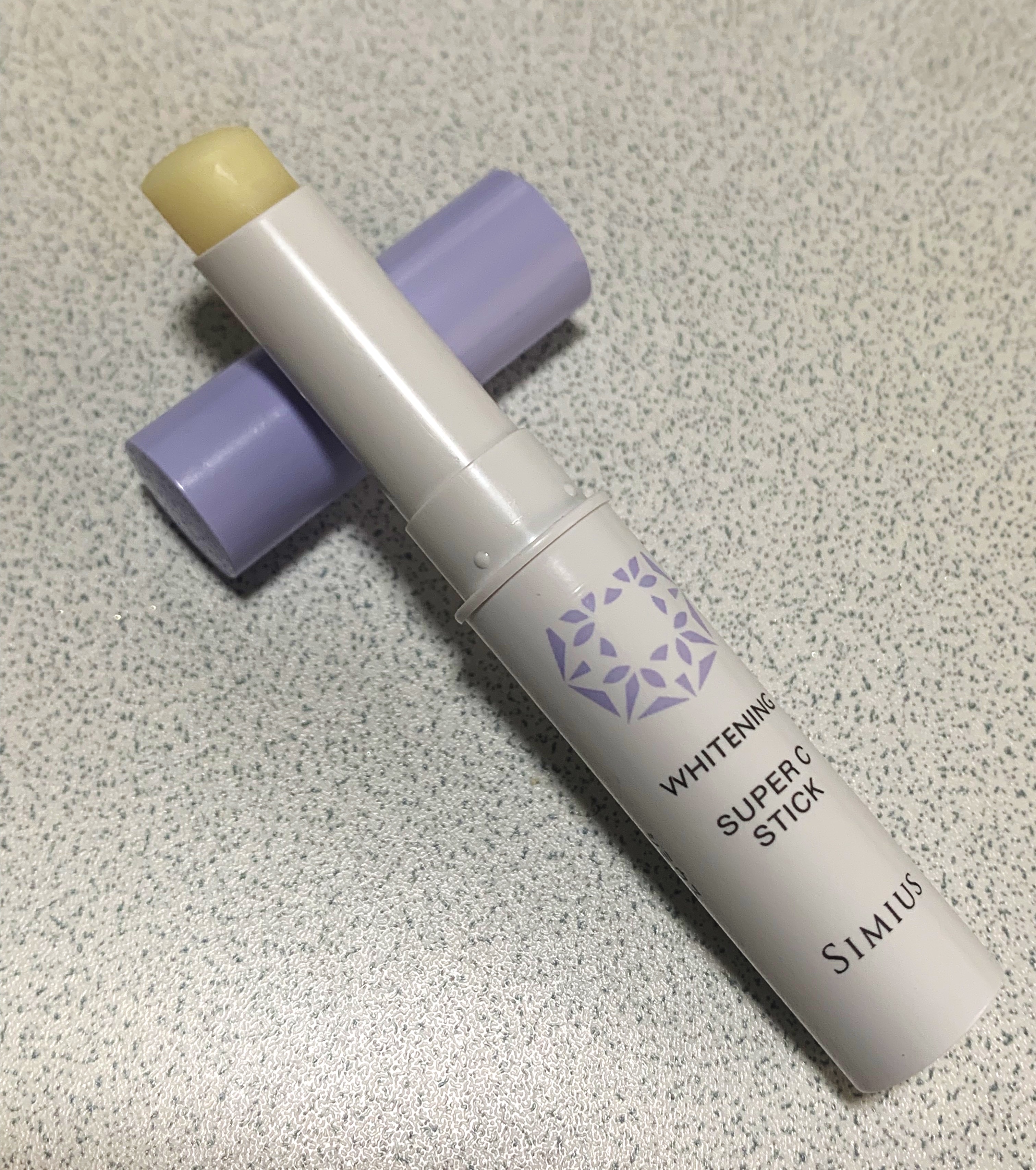 薬用ホワイトニングリフトケアスーパーCスティック/シミウス/その他スキンケアを使ったクチコミ（2枚目）