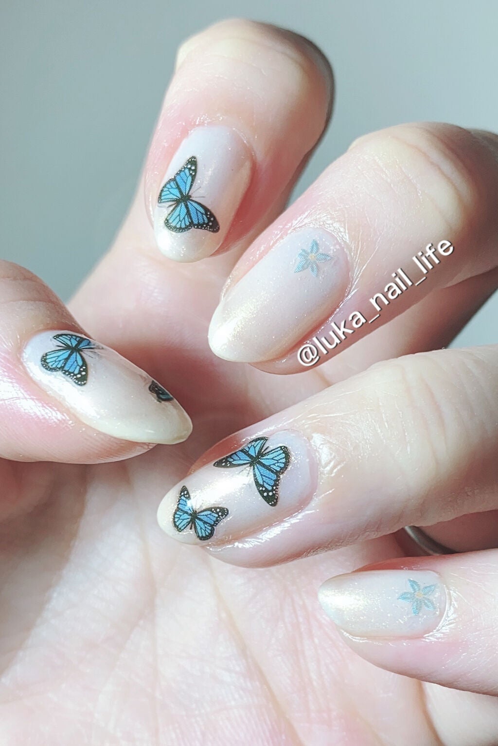 カラフルネイルズ/キャンメイク/マニキュアを使ったクチコミ(3枚目)