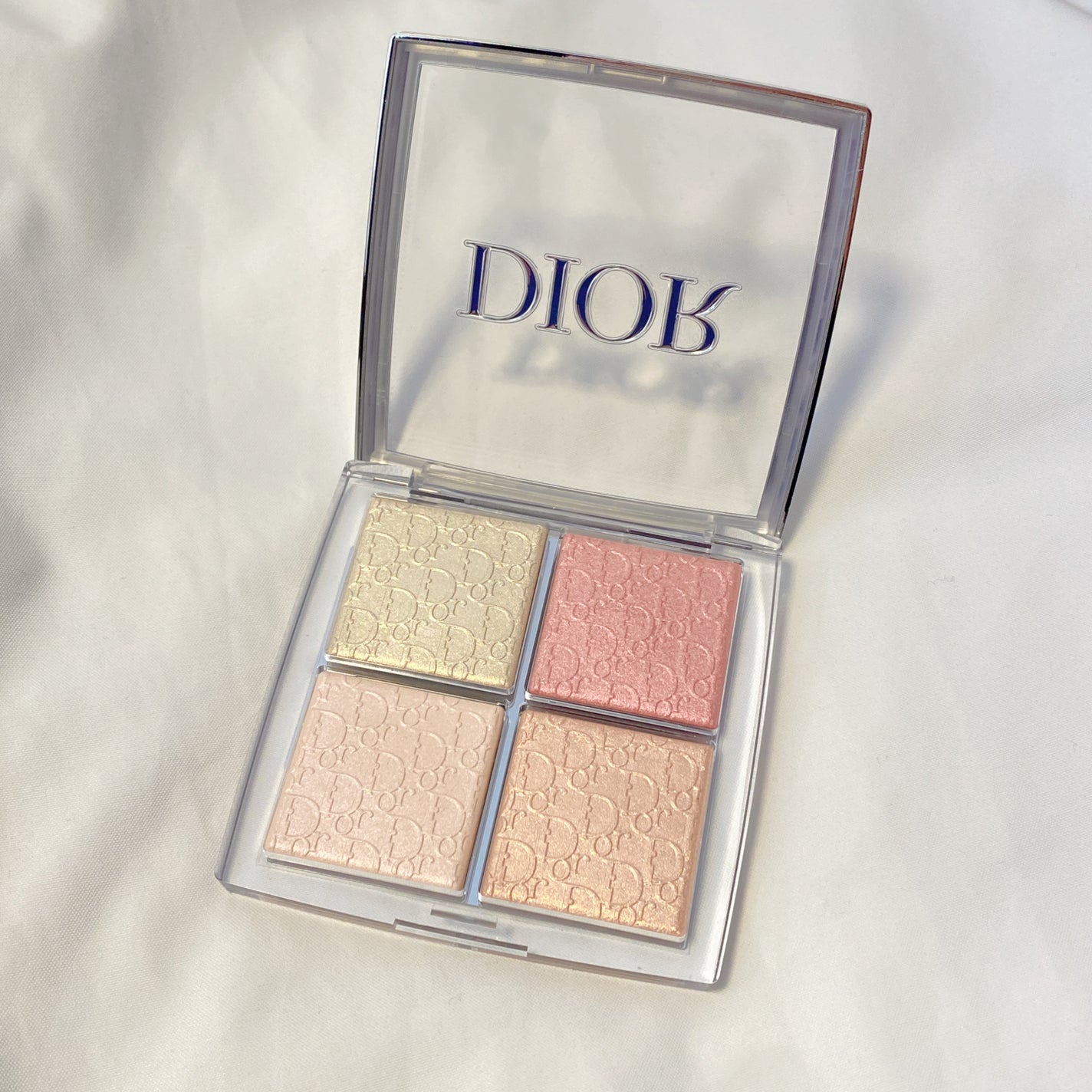 ディオール バックステージ フェイス グロウ パレット/Dior/ハイライトを使ったクチコミ(2枚目)