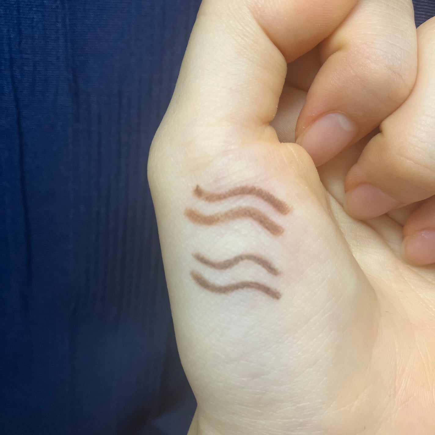 「密着アイライナー」極細クリームペンシル/デジャヴュ/ペンシルアイライナーを使ったクチコミ(4枚目)