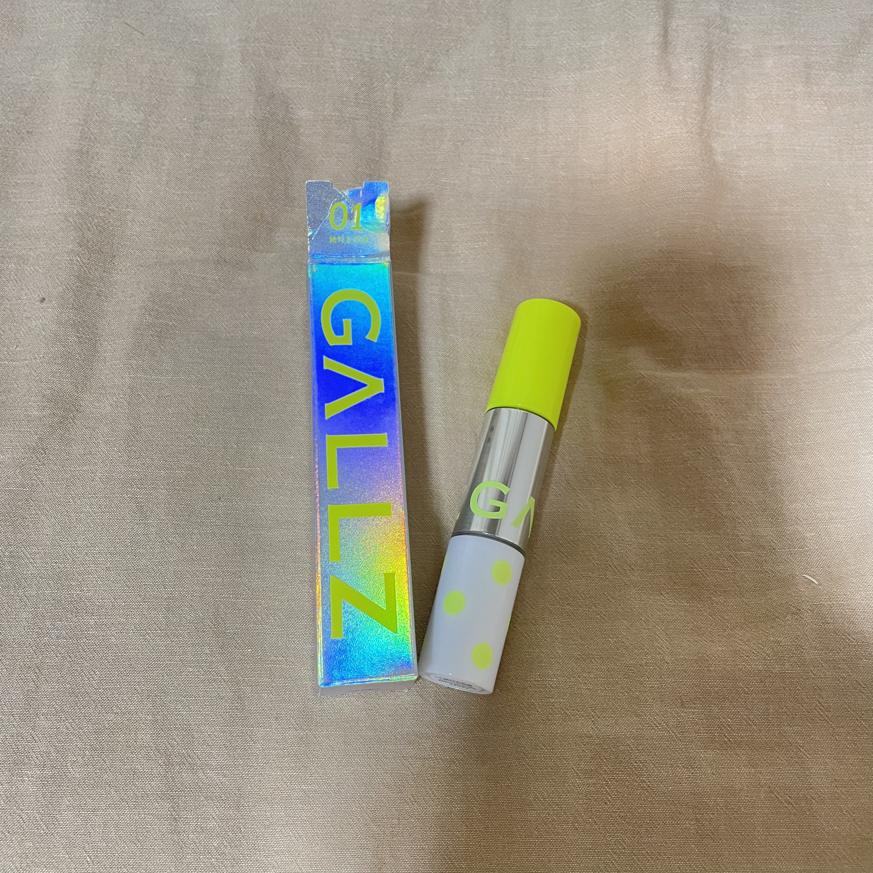 アゲ盛れグリッター 01 絶対主役道（ゼッタイシュヤクドウ）/ギャルズ コスメティックス/グリッターを使ったクチコミ（1枚目）