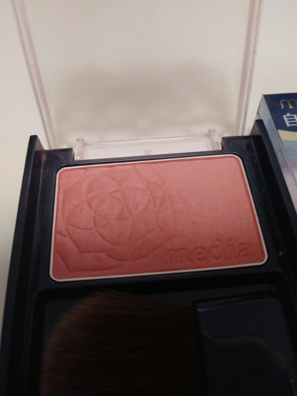 ブライトアップチークN/media/パウダーチークを使ったクチコミ(2枚目)