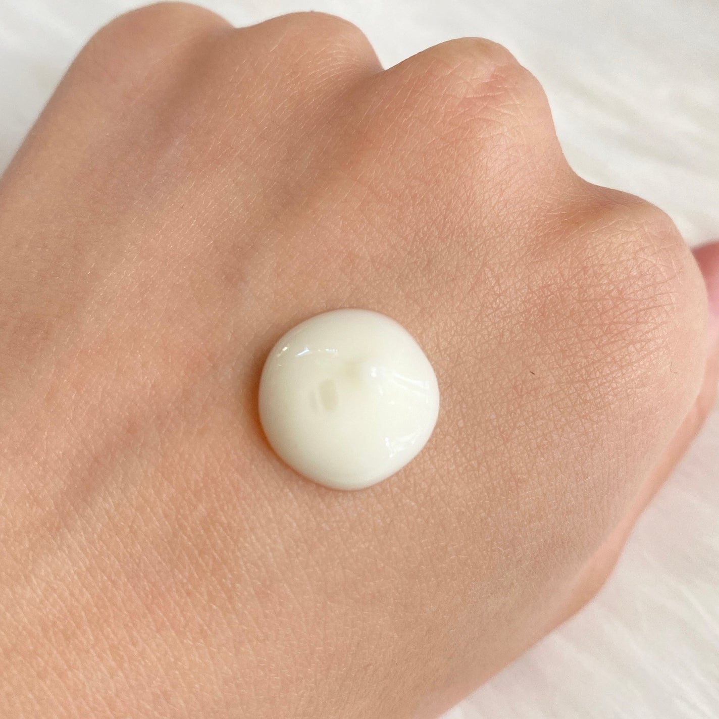 ニベア ロイヤルブルーボディミルク 美容ケア/ニベア/ボディミルクを使ったクチコミ(2枚目)