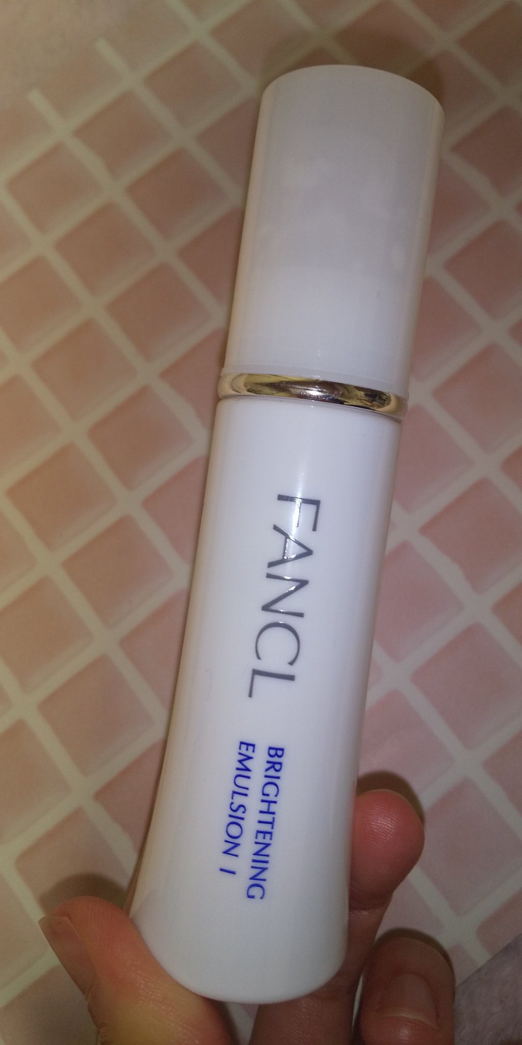 ブライトニング 乳液 I さっぱり＜医薬部外品＞/ファンケル/乳液を使ったクチコミ（3枚目）