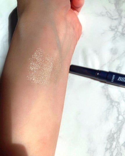 キラキラ アイシャドウ/ETUDE/スティックアイシャドウを使ったクチコミ(3枚目)