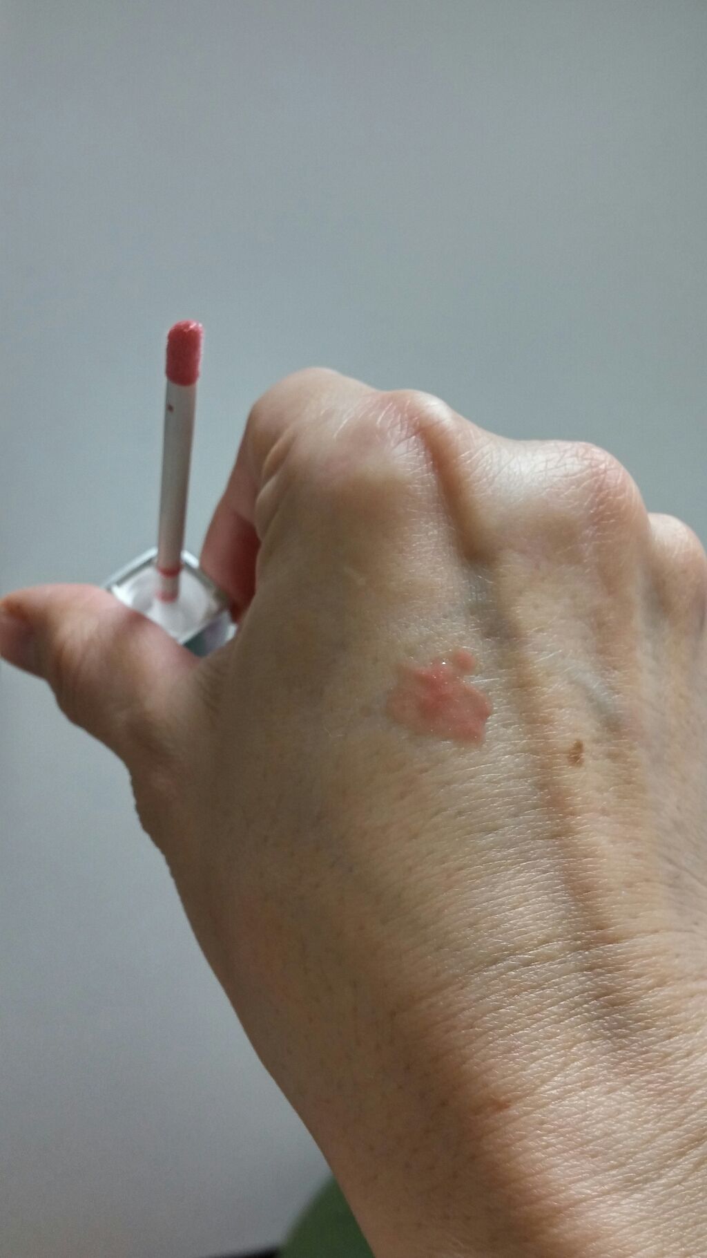 【旧】ディオール アディクト リップ マキシマイザー 009 パーリー コーラル/Dior/リップグロスを使ったクチコミ（2枚目）