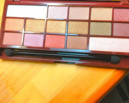 アイラブチョコレート ゴールデンバー/MAKEUP REVOLUTION/アイシャドウパレットを使ったクチコミ(2枚目)