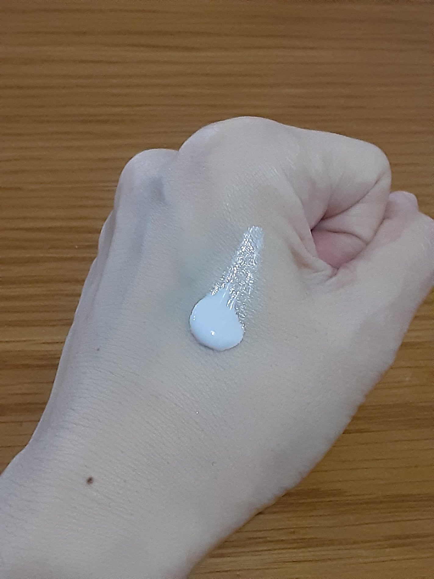 スキンアクア トーンアップUVエッセンス/スキンアクア/日焼け止めクリームを使ったクチコミ(2枚目)