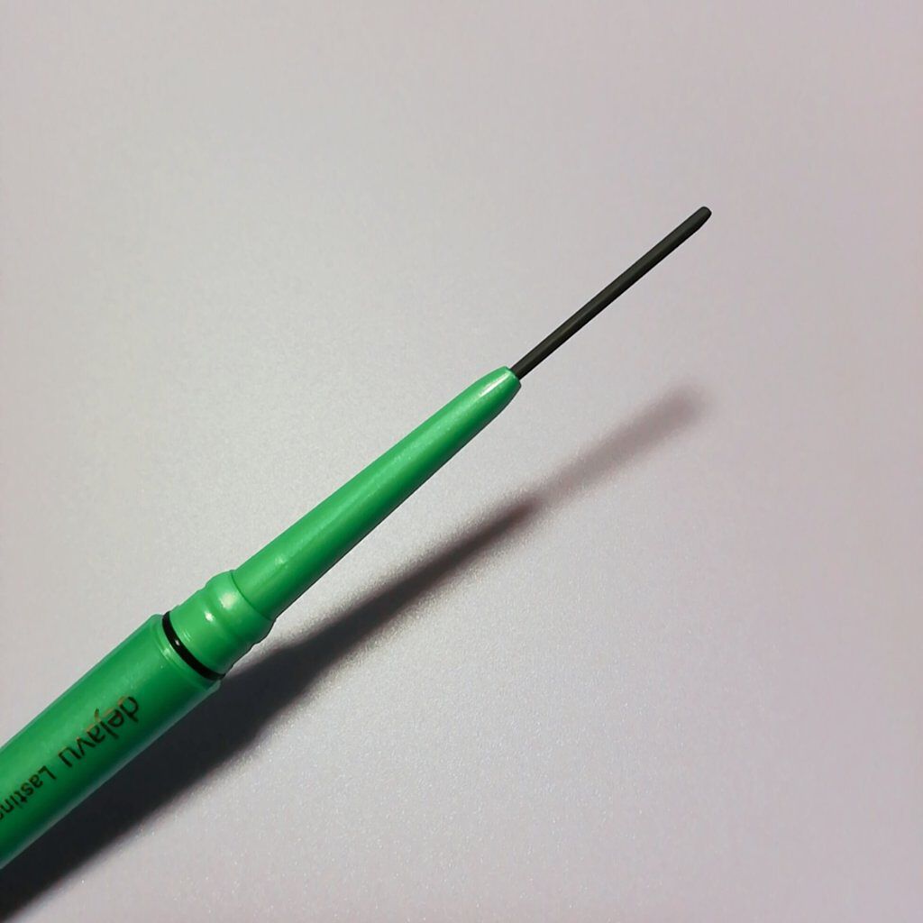 「密着アイライナー」クリームペンシル/デジャヴュ/ペンシルアイライナーを使ったクチコミ(3枚目)