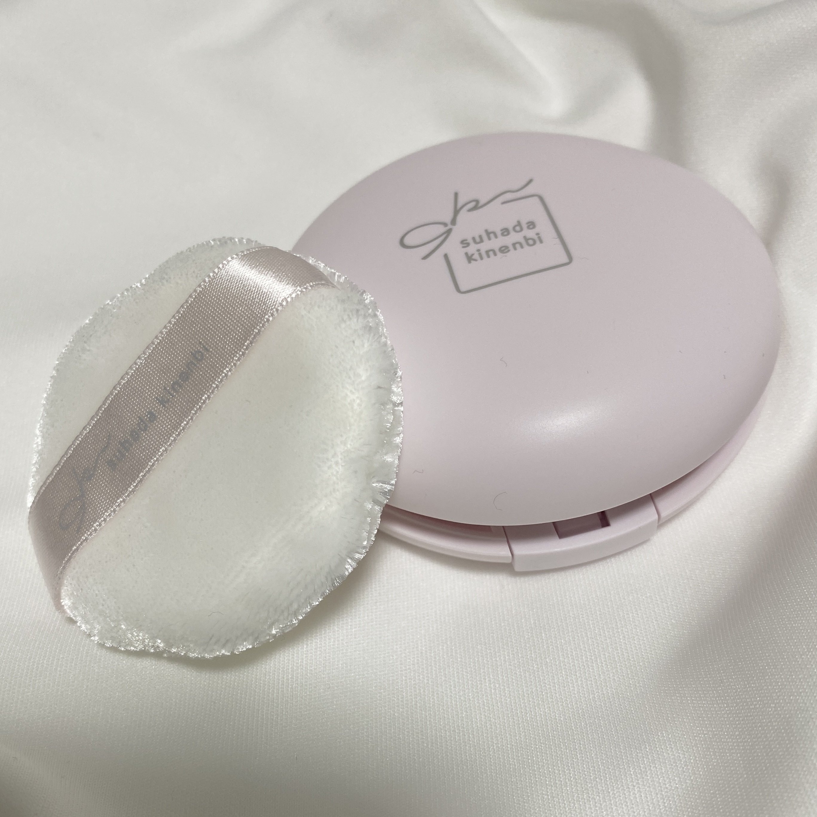 サナ　素肌記念日 スキンケアパウダー N 02 クリアベージュ/素肌記念日/プレストパウダーを使ったクチコミ（2枚目）