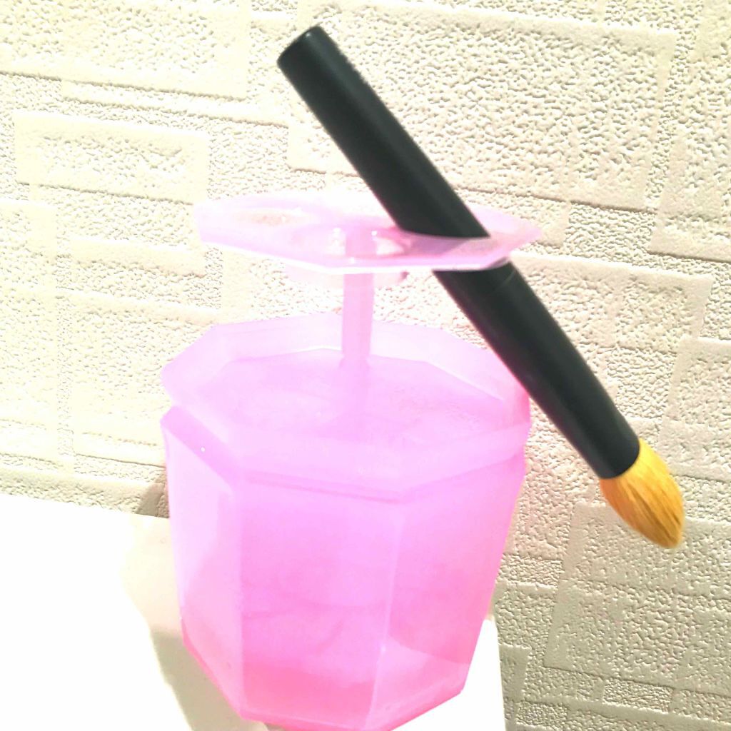 メイクブラシクリーナー/DAISO/その他化粧小物を使ったクチコミ(4枚目)