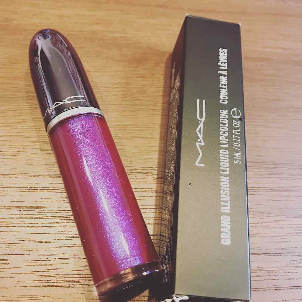 グランドイリュージョン リキッド リップカラー/M・A・C/リップグロスを使ったクチコミ（1枚目）