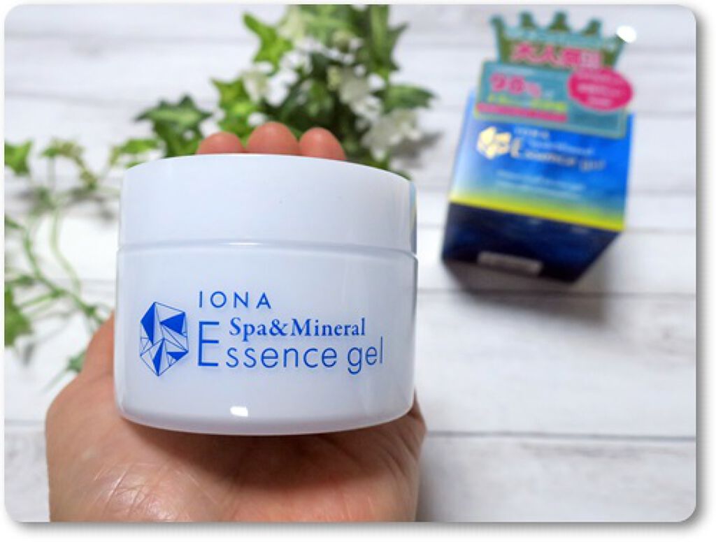 エッセンス ジェル/イオナ スパ＆ミネラル/オールインワン化粧品を使ったクチコミ（2枚目）