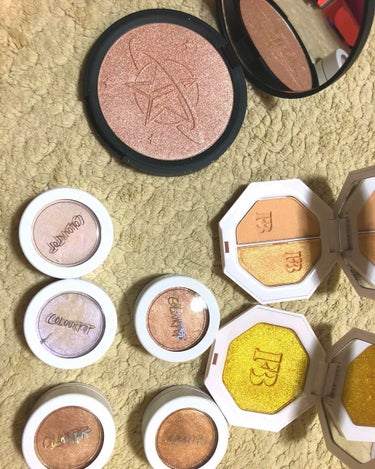 Super Shock Highlighter/ColourPop/パウダーハイライトを使ったクチコミ（1枚目）