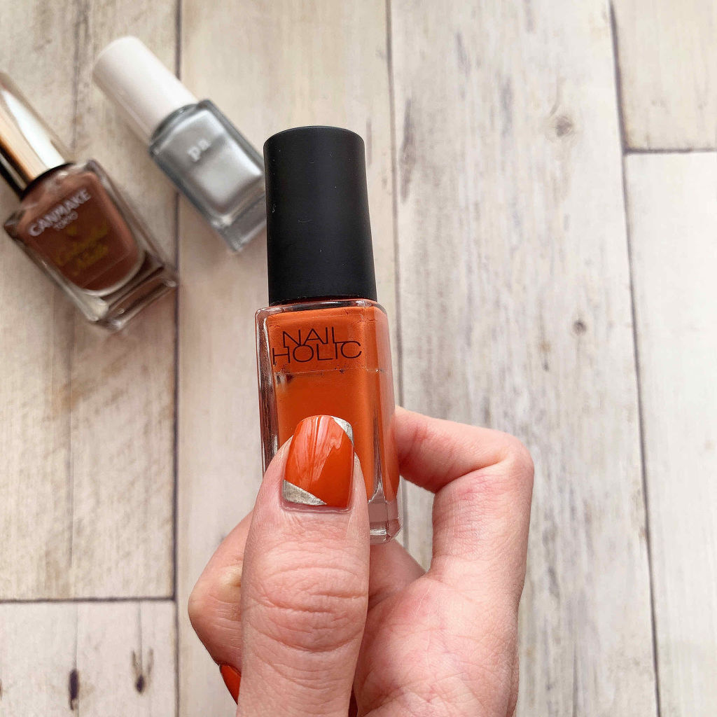 ネイルホリック Ethnic color OR207/ネイルホリック/マニキュアを使ったクチコミ（3枚目）