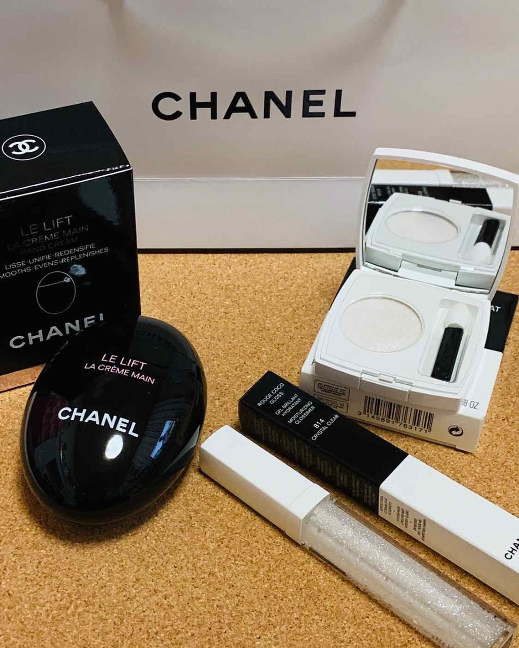 オンブル プルミエール トップコート/CHANEL/単色アイシャドウを使ったクチコミ（2枚目）